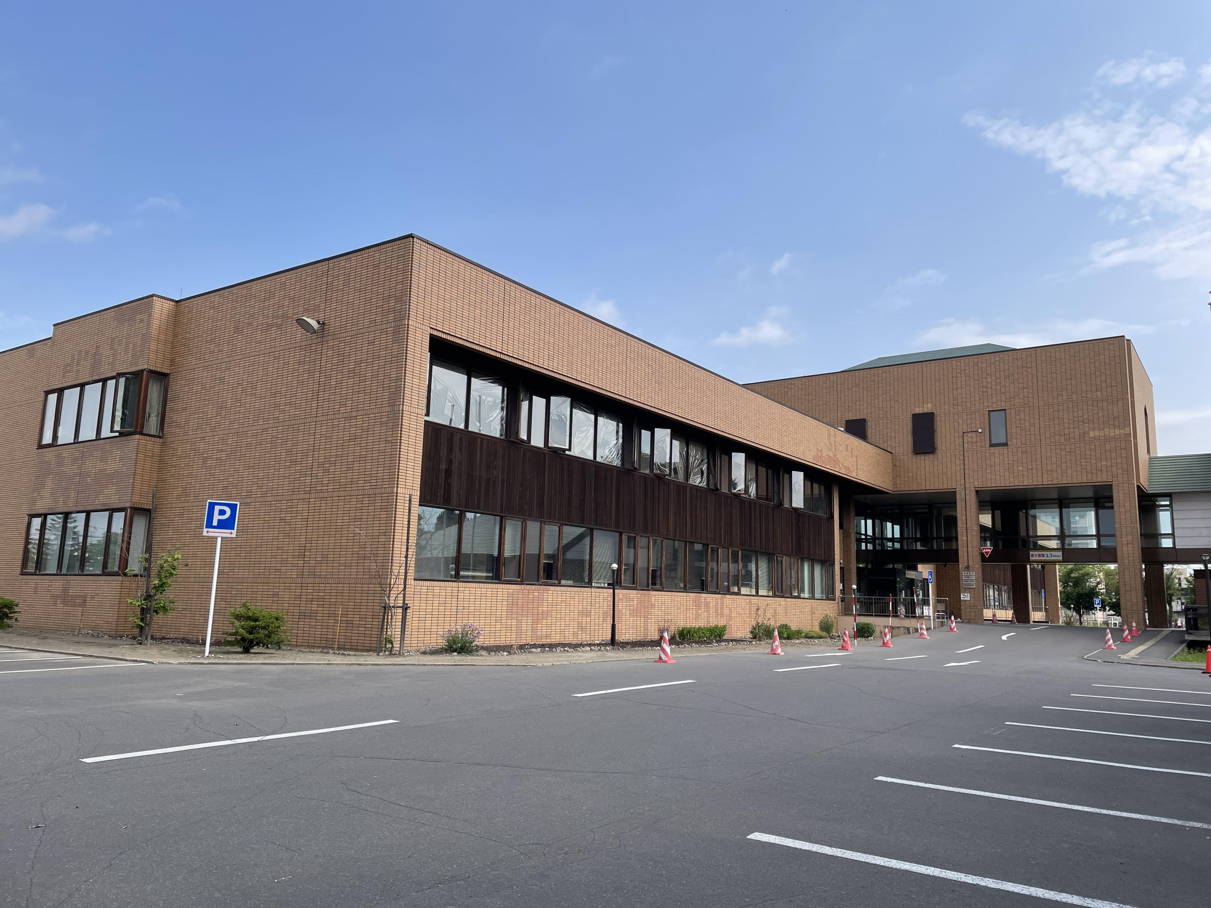 旭川市神楽公民館　概観写真