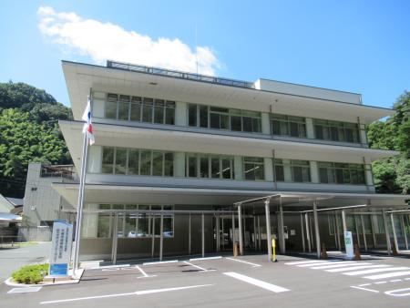 肱川中央コミュニティセンター　概観写真