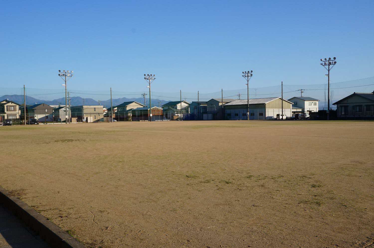 湯のまちグラウンド　概観写真