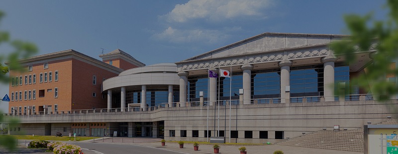 羽島市立中央公民館　概観写真