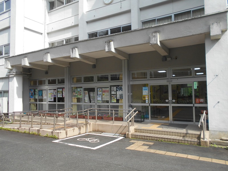 浦川ふれあいセンター　概観写真