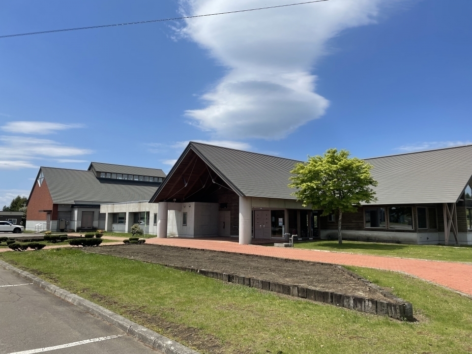 ウリマックホール　概観写真